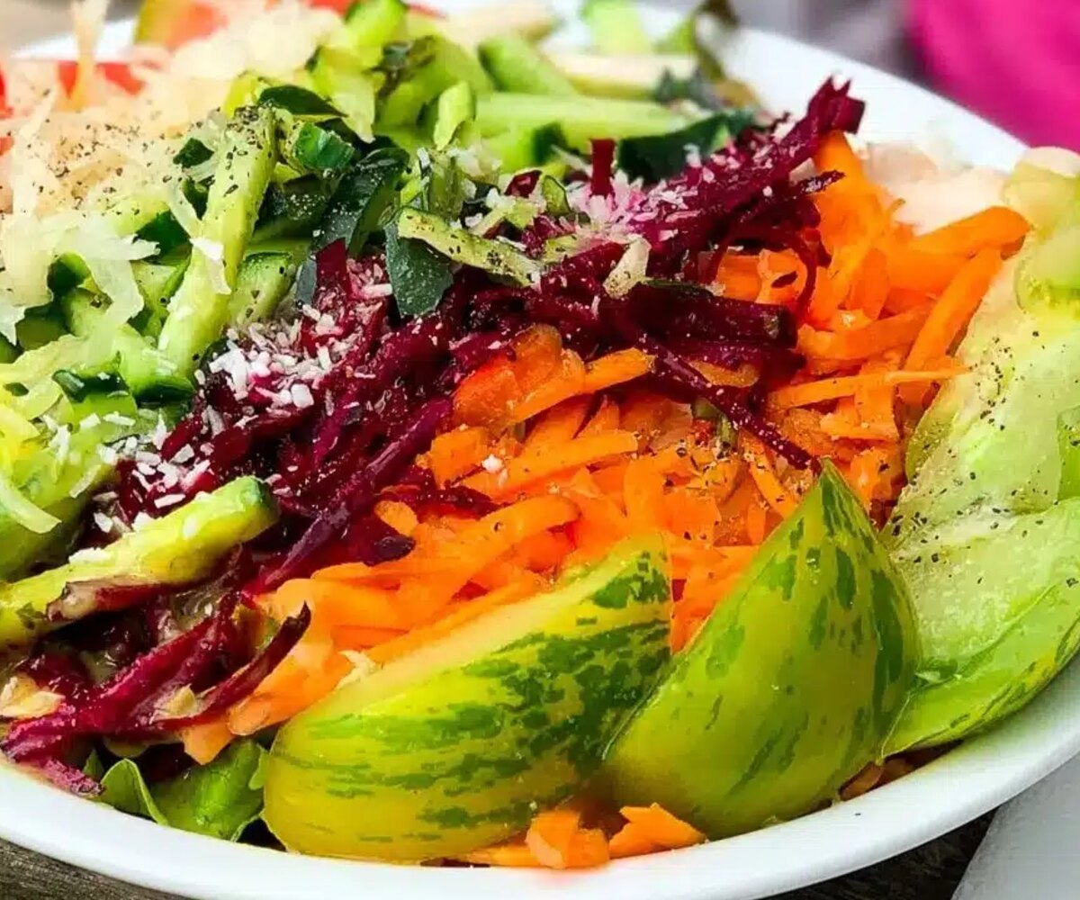 Frisches bio-veganes Buffet